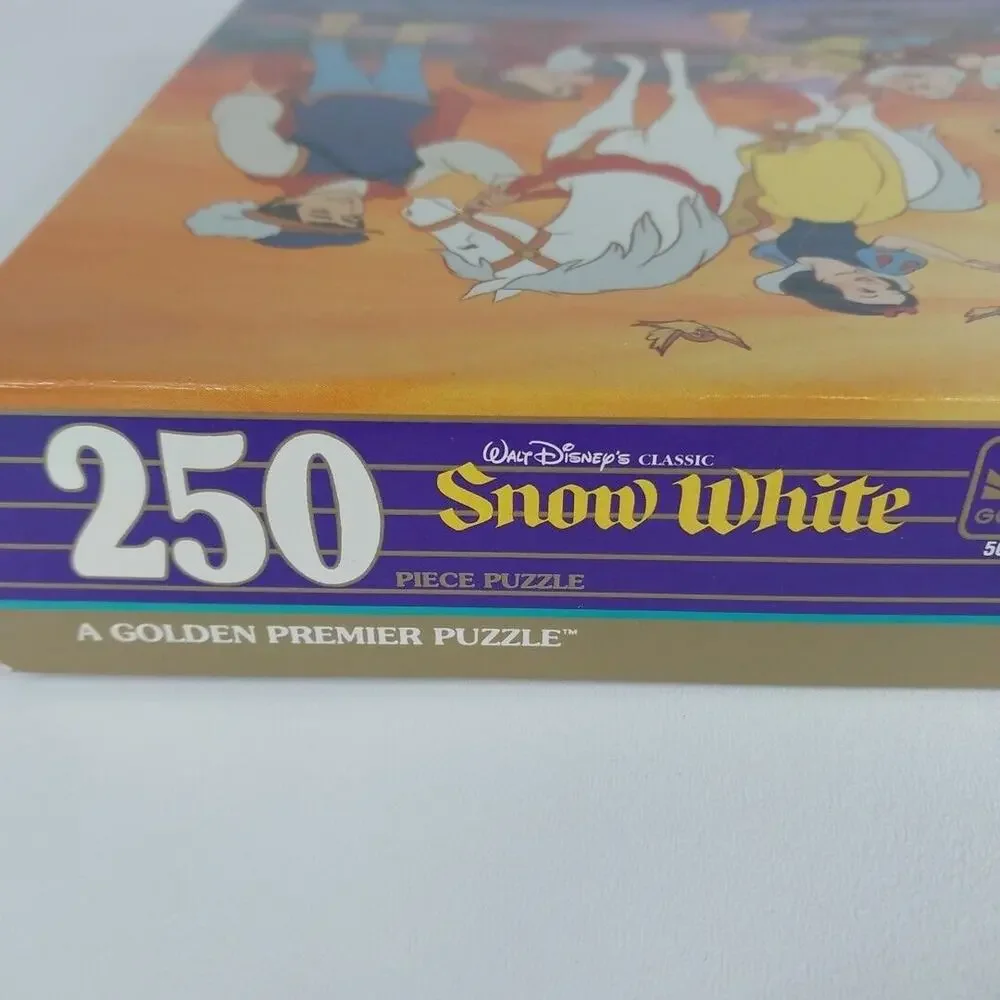 Golden Premier Puzzle Walt Disney Snow White 250 Piece Puzzle NIB Dwarfs Classic